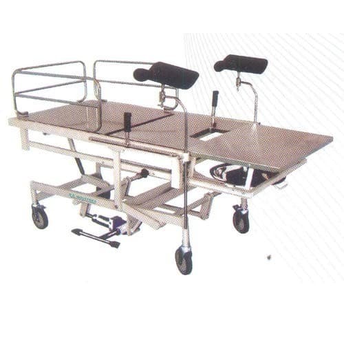 TELESCOPIC OBSTETRIC LABOUR TABLE